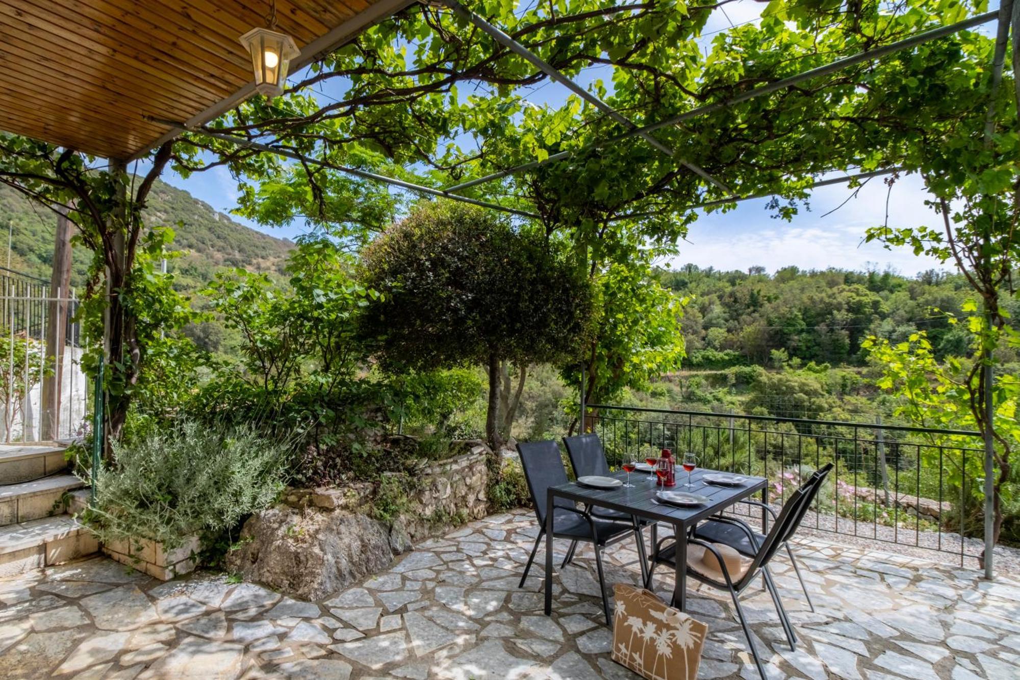 Kerkis Traditional Guesthouse Drymon Esterno foto